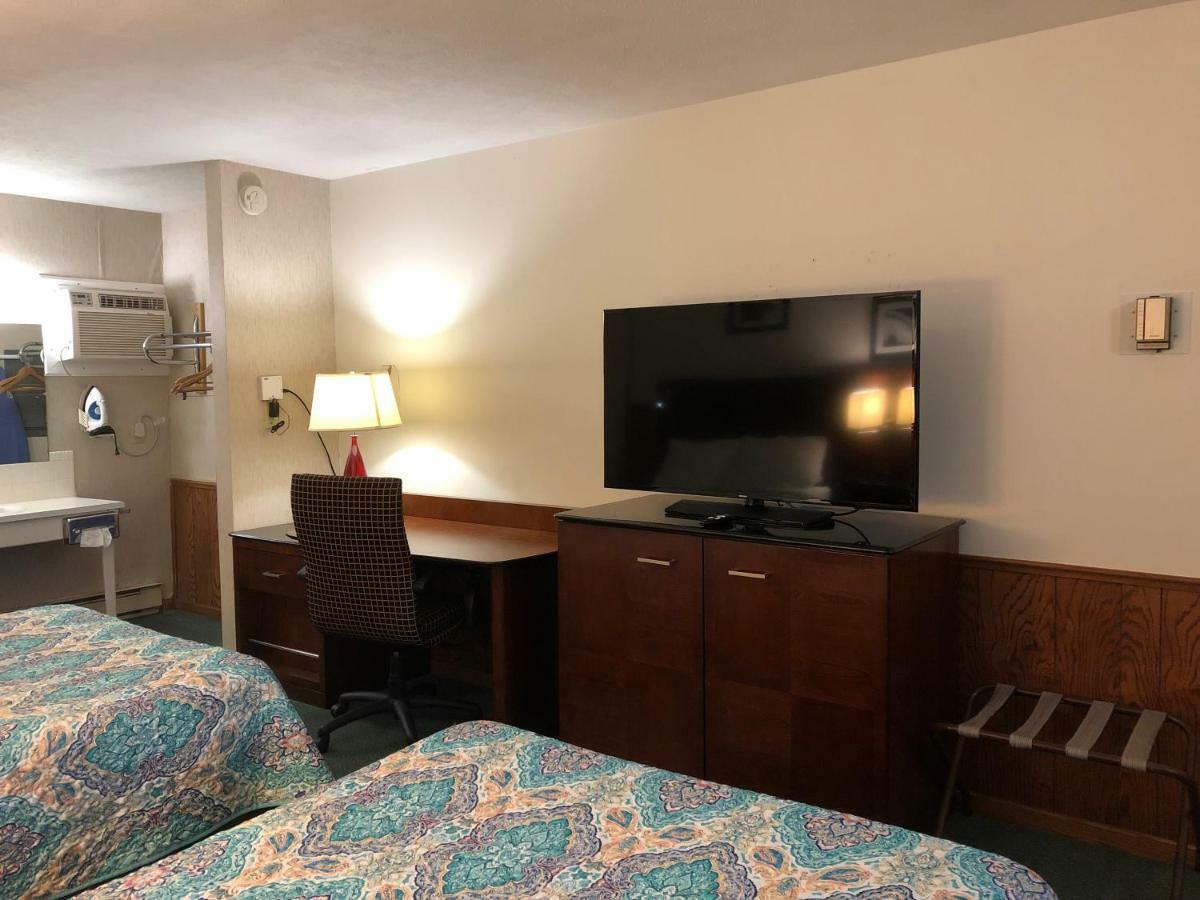 Viking Motel Lindsborg Екстериор снимка